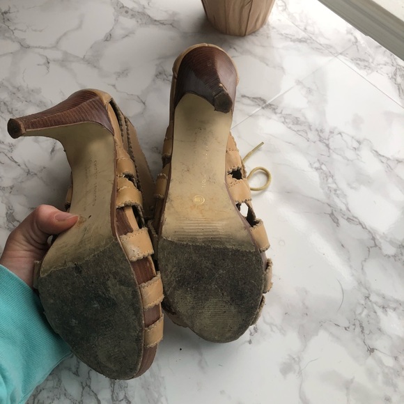 The Heel of Summer - Picture 4 of 4